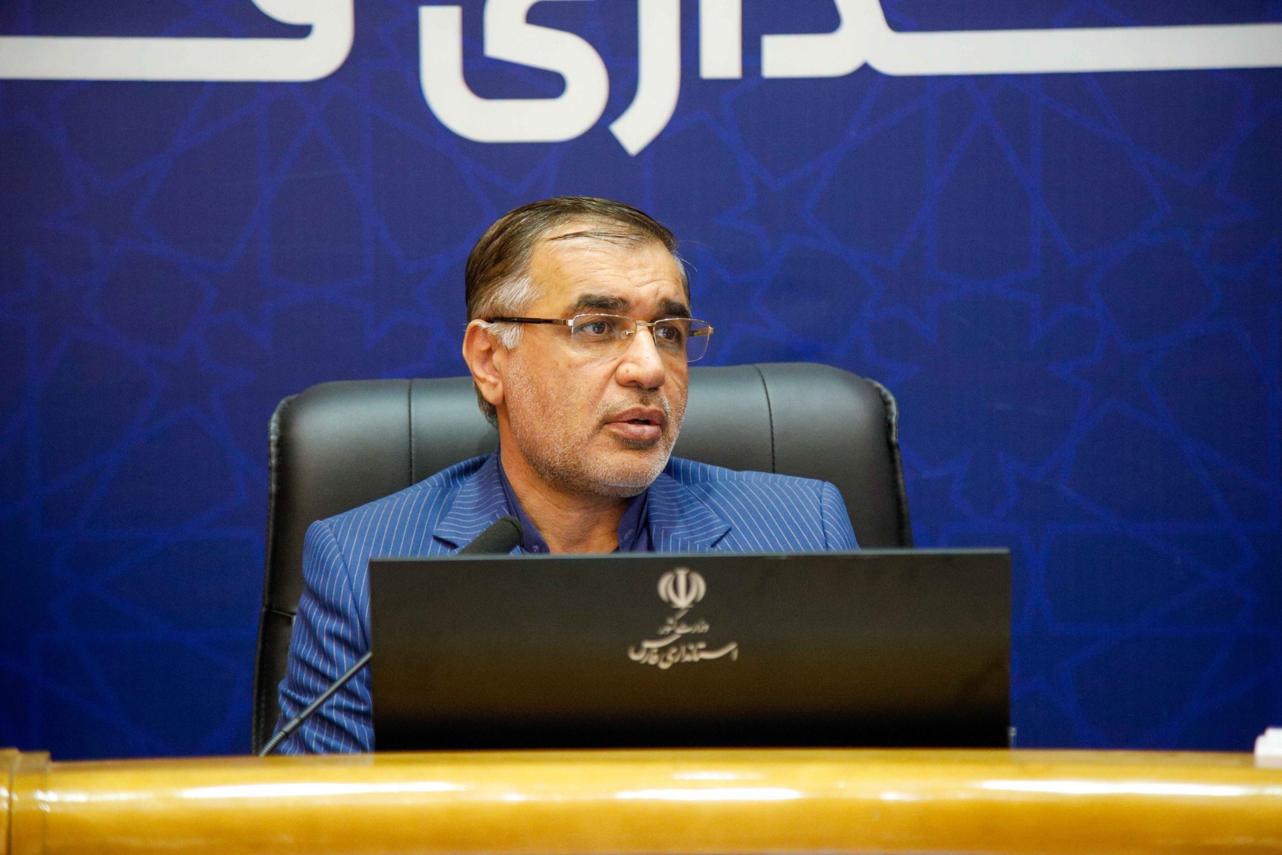 معاون اقتصادی استاندار: نظارت بر بازار باید از حالت سنتی به سیستماتیک تغییر یابد/ هیچ‌گونه کمبودی در تأمین کالاهای اساسی در استان وجود ندارد