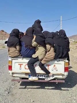 این عکس را فورا به دست مهدی چمران برسانید!