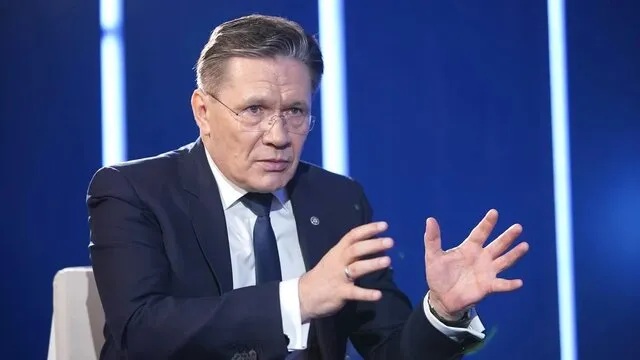 آرماتوربندی واحد دوم نیروگاه بوشهر از سر گرفته شد