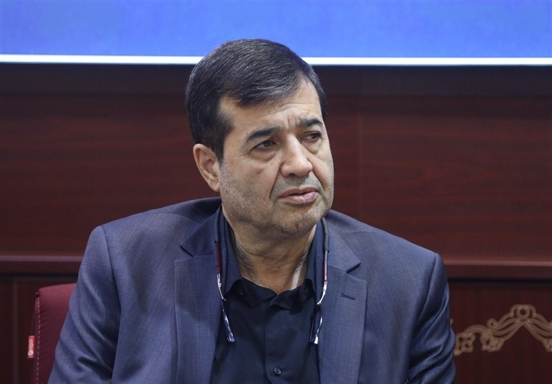 در جام جهانی پرچم غیررسمی بیاورند یا شعار بدهند، سرپرست تیم مسئولیت دارد که بازی را متوقف کند