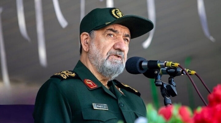 ترامپ آزادسازی ۲۴ میلیارد دلار از دارایی‌های ایران را پذیرفته
