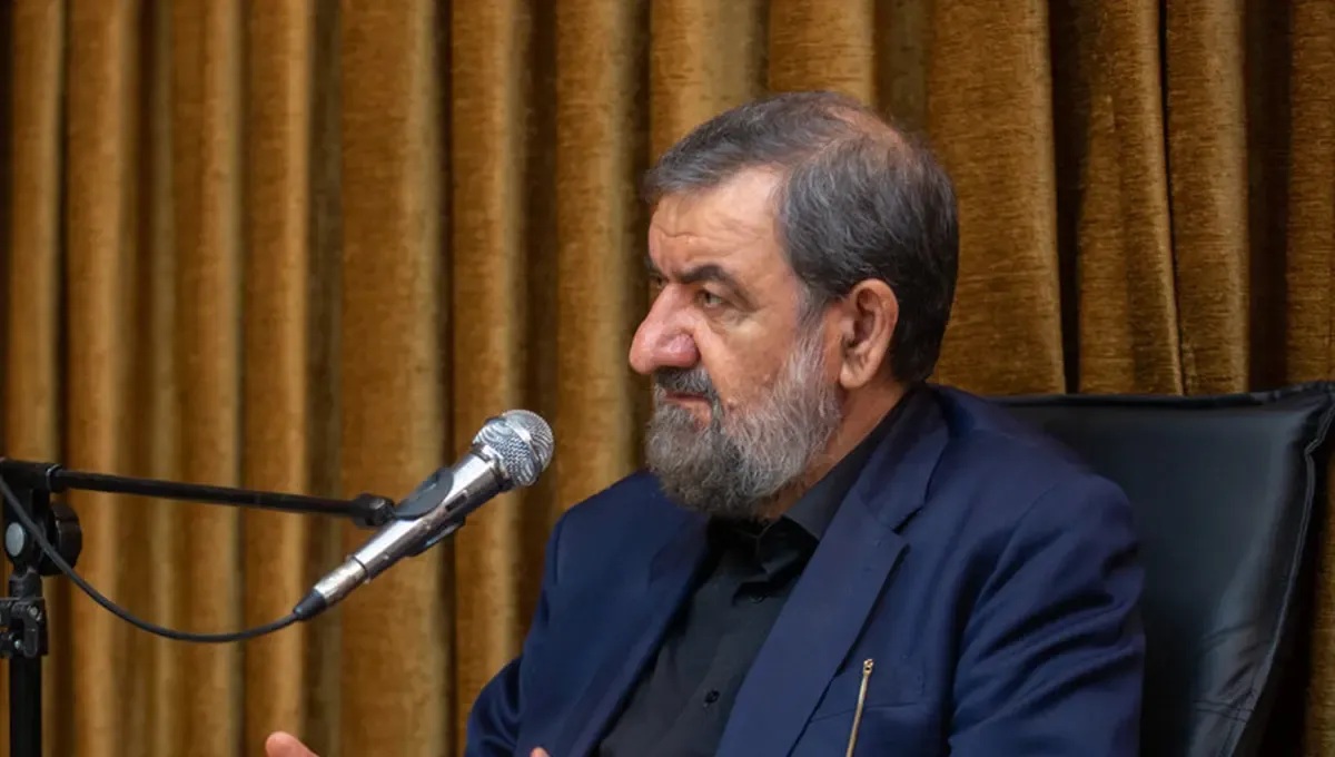  رهبر انقلاب در سلامت کامل هستند و اجازه مذاکرات را دادند