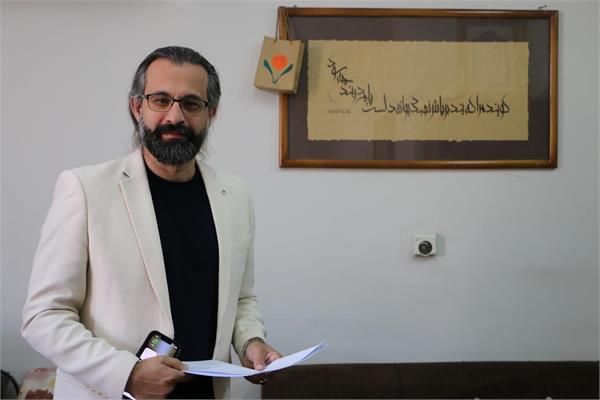 روایت پویا کنگاوری مسئولیت دبیرخانه انجمن آثار و مفاخر استان فارس از پانزده سال شکار نور در زندگی مفاخر/ “دامنم از این بحر، تر است”
