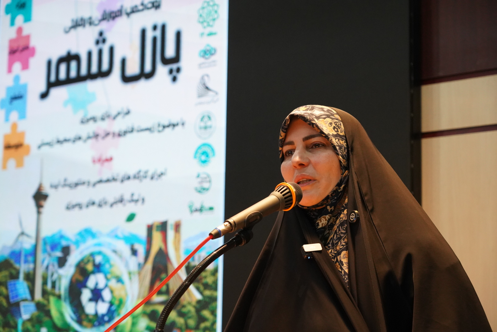 دختران نوجوان امروز، سازندگان آینده شهر و کشور هستند