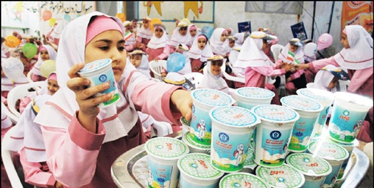 آغاز توزیع شیر رایگان برای دانش‌آموزان مناطق محروم فارس