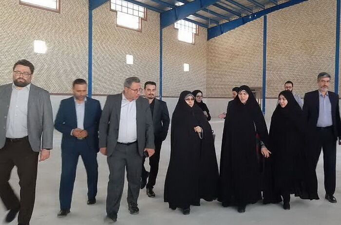 بازدید معاون رئیس جمهور از سالن ورزشی در دست ساخت بانوان شیراز