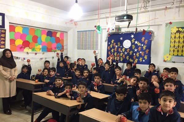 تقویت سرانه تحصیل ، مطالبه دانش‌آموزان شیراز از دولت در آستانه سفر دوم رئیس جمهور
