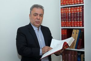 دکتر امیرحسام اسحاقی، عضو هیئت علمی و استاد دانشگاه