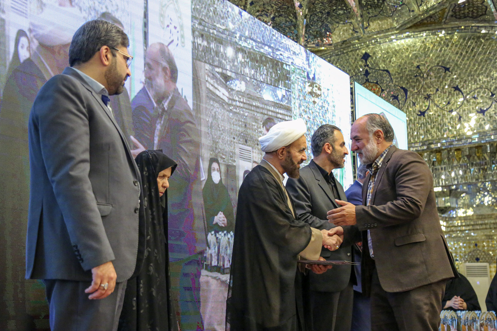 پایان کار جشنواره‌های ملی «شهود قدسی» و ادبی «باران» در شیراز